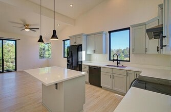 Building Photo - 1221 East Emma Drive