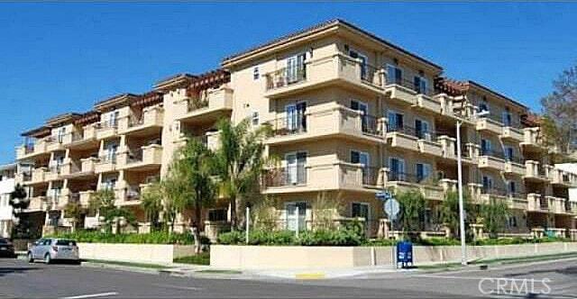 Foto principal - 11911 Mayfield Ave