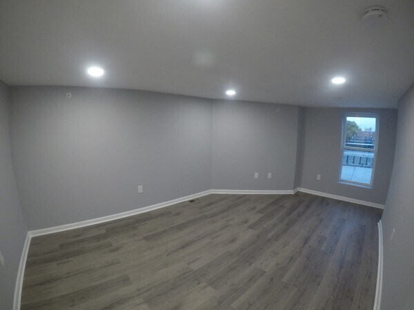 Building Photo - 5207 Chester Ave.