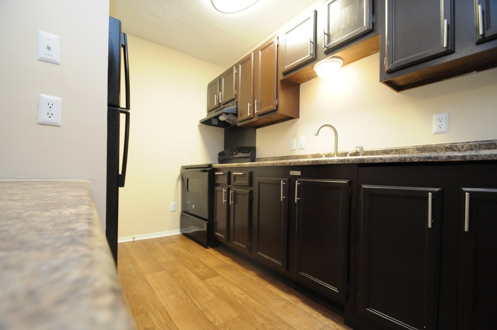 Twin Oaks Apartments