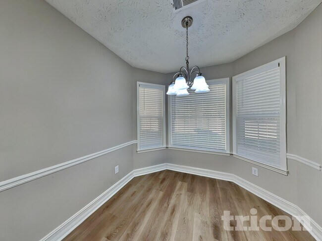 Foto del edificio - 30 Somerset Ct