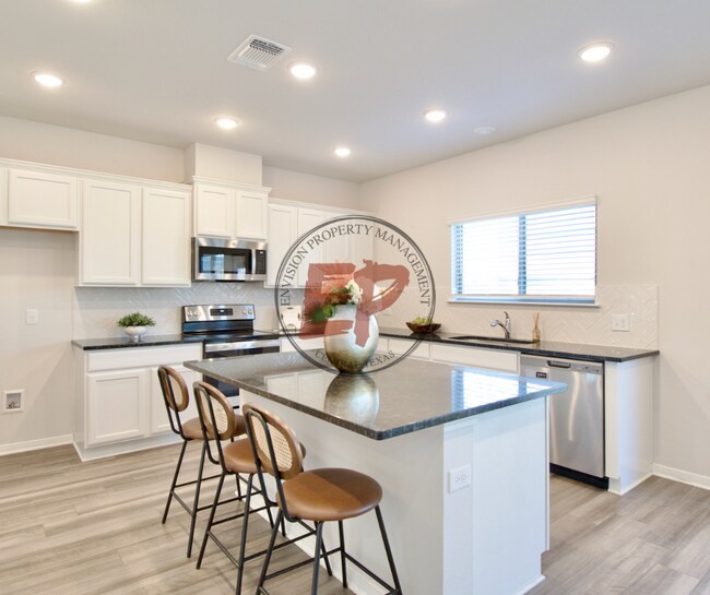 Foto del edificio - 11229 Solar St