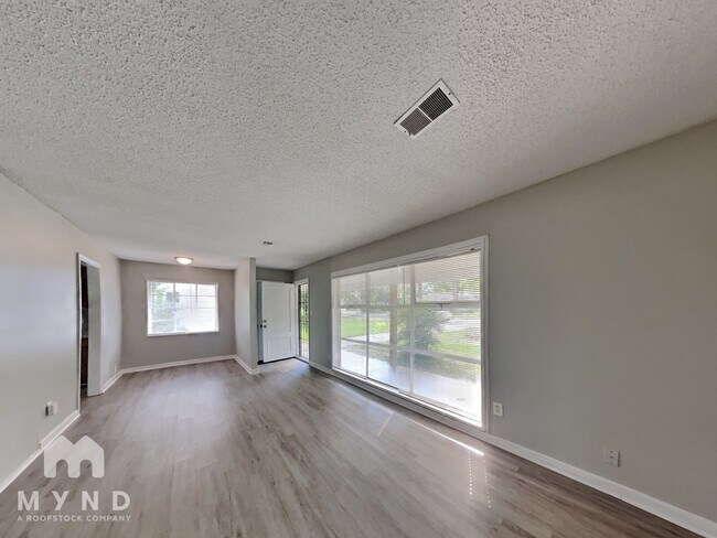 Building Photo - 1716 Brizendine Dr