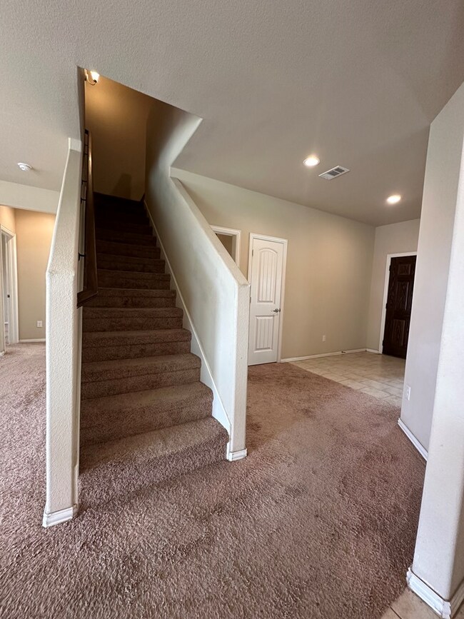 Foto del edificio - 7204 Brooks Ranch Rd