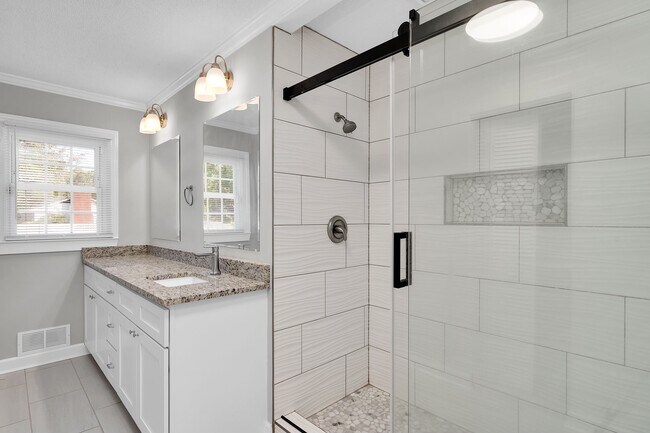 Foto del edificio - 159 Meadowbrook Ln
