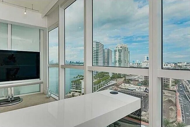 Foto del edificio - 450 Alton Rd