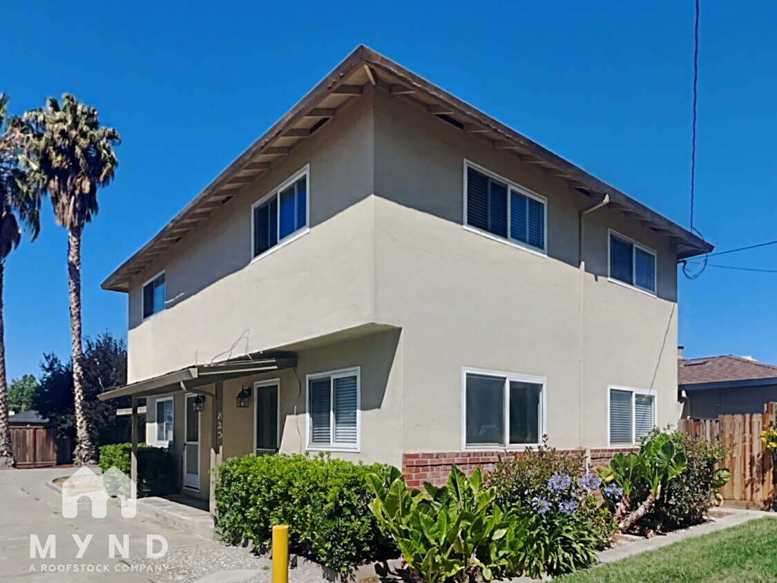 Foto principal - 823 N 15th St