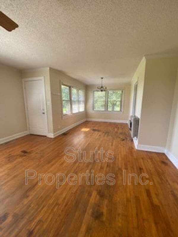Building Photo - 2250 Co Rd 181