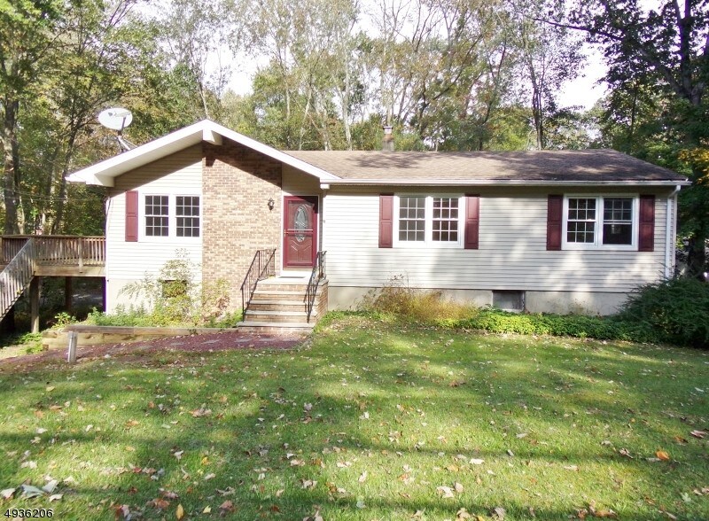 Primary Photo - 86 Lackawanna Dr