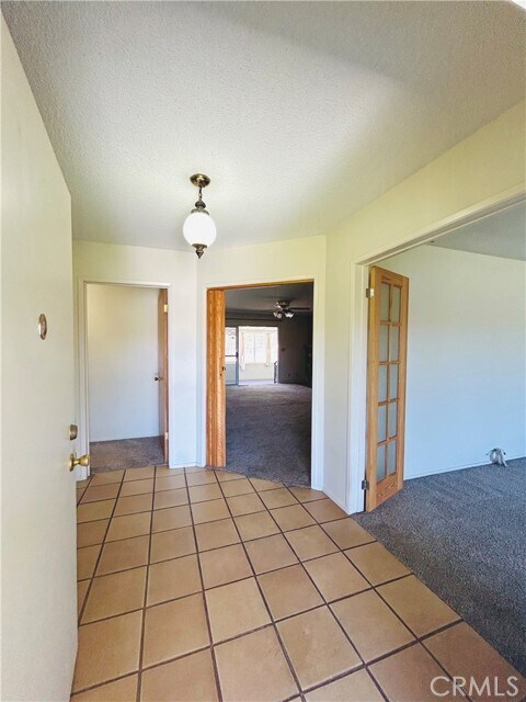 Foto del edificio - 2750 W Devonshire Ave