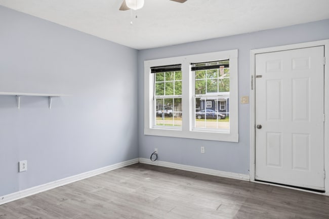 Building Photo - 205 Cunningham Dr