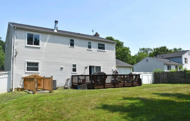 Building Photo - 11009 Fruitwood Dr