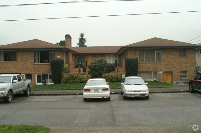 Building Photo - 815 NW 62nd St