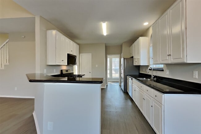 Building Photo - 1113 Merribrook Ln