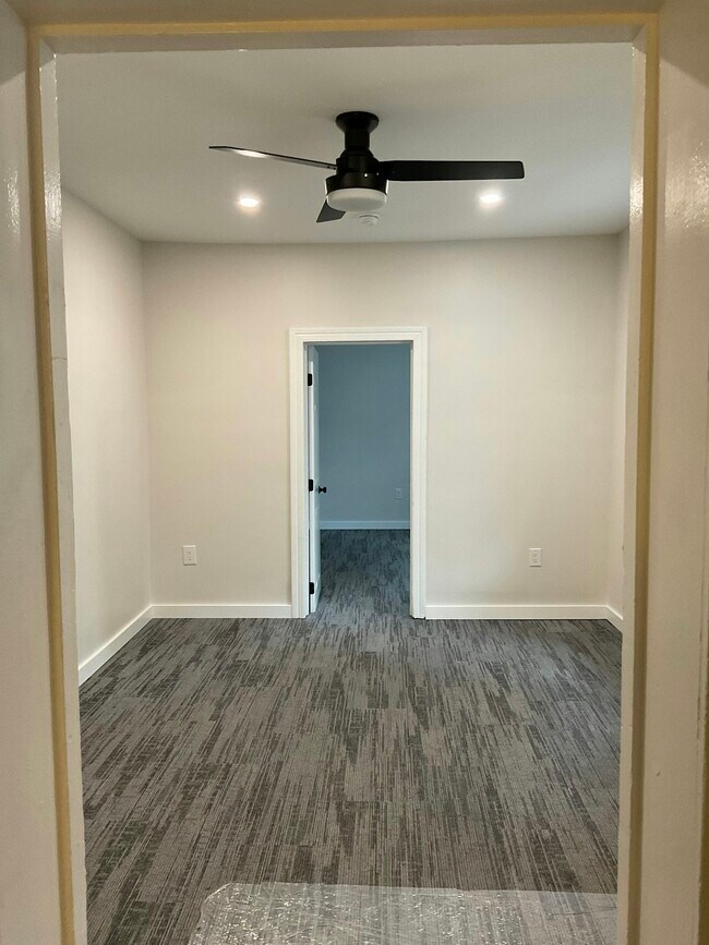 Foto del edificio - 1570 Cotton St
