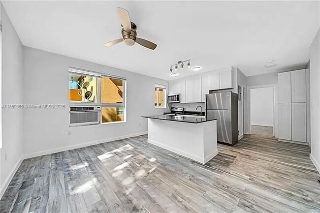 Foto del edificio - 1036 SW 5th St