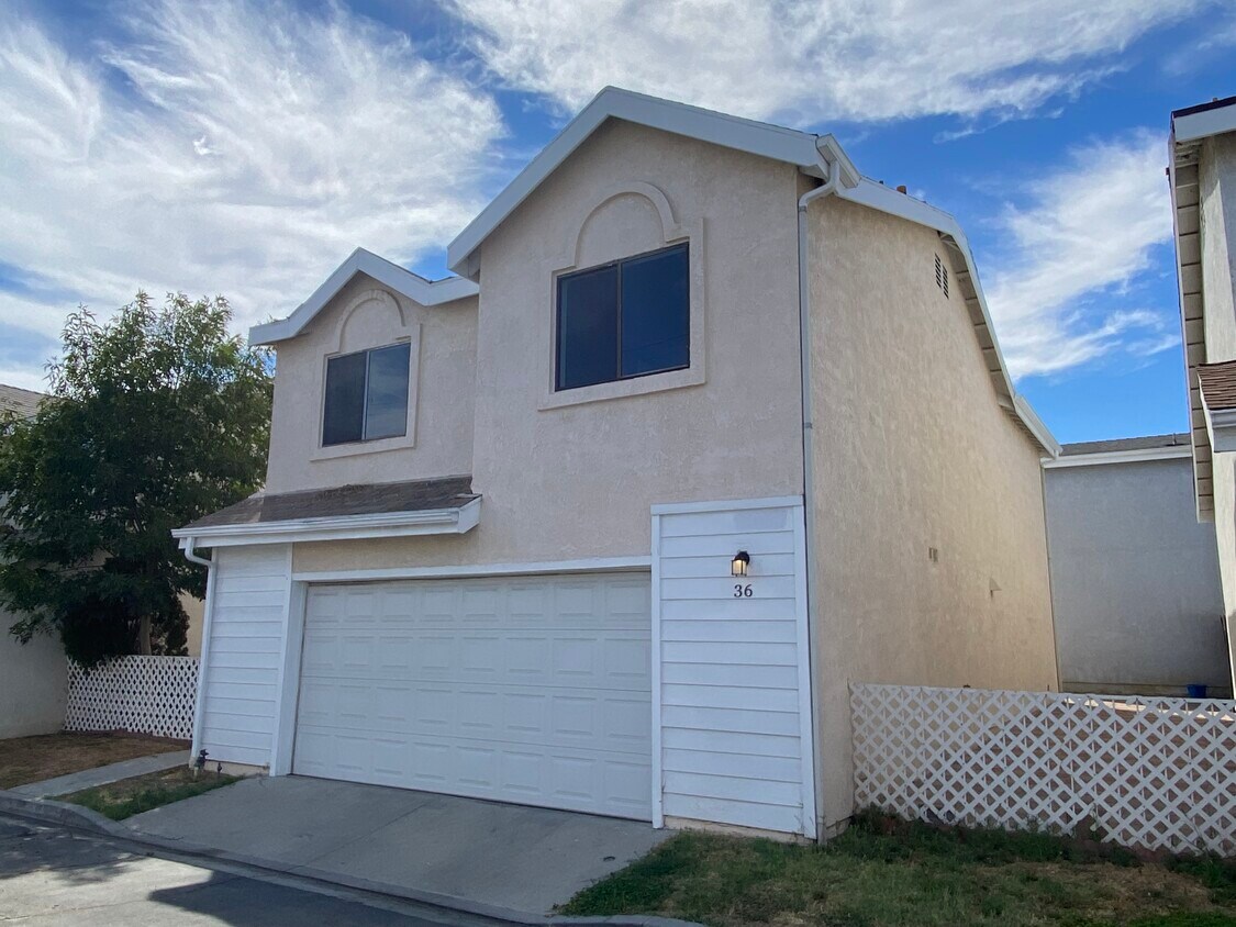 11233 Borden Ave, Pacoima, CA 91331 House for Rent in Pacoima, CA