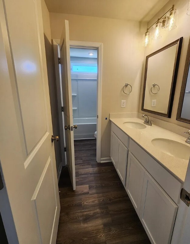 Building Photo - 645 Count Fleet Ct