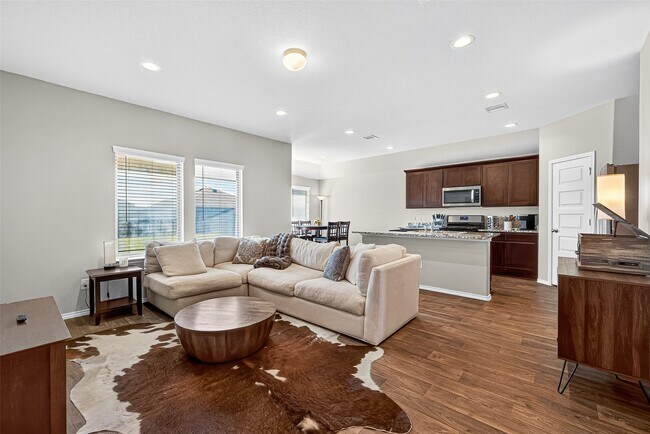 Foto del edificio - 6322 Fairfield Brook Ln