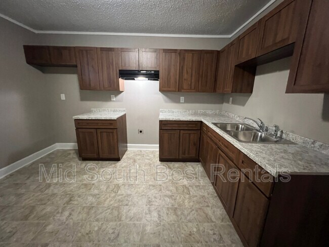 Foto del edificio - 2723 Fizer Rd