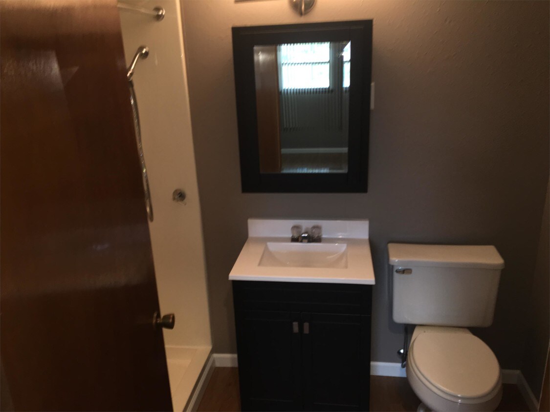 Foto del edificio - 512 2nd St NW