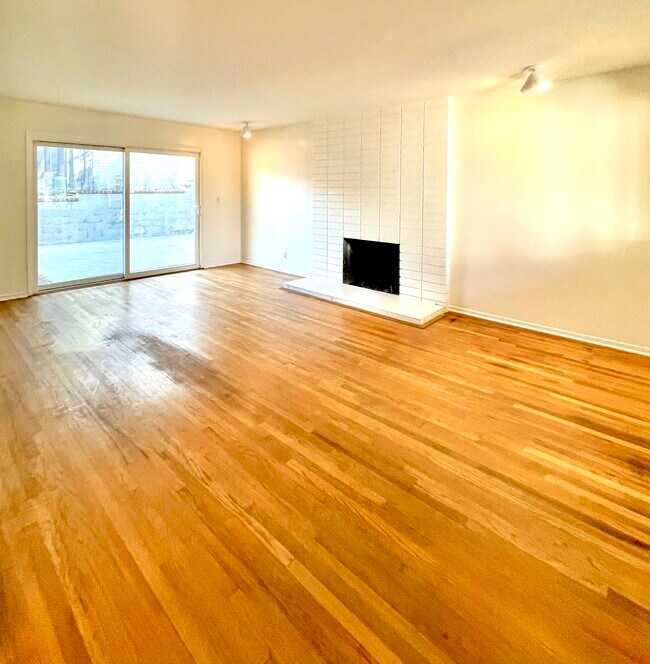 Foto del edificio - 1045 Marvista Ave