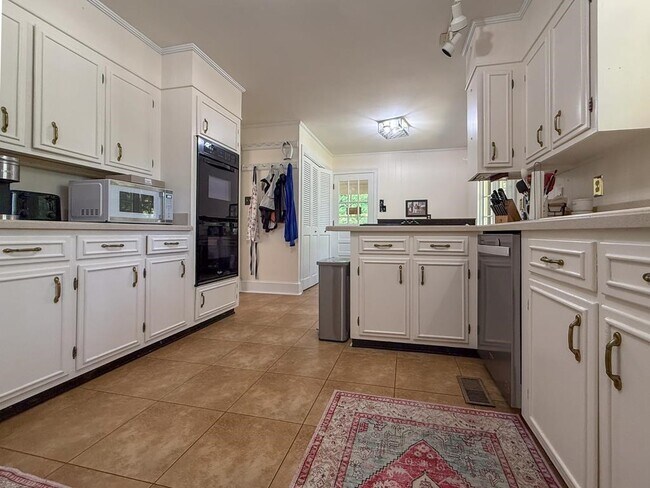 Foto del edificio - 35097 Hillsborough Dr