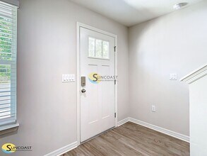 Building Photo - 3821 SW 43rd Ct