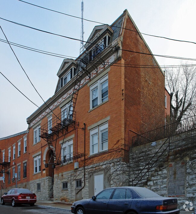 Fotografía del edificio - 2162 Stratford Ave