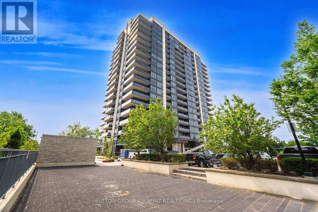 Primary Photo - 1035-1035 Southdown Rd
