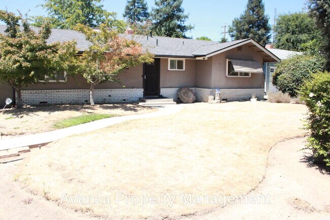 Foto del edificio - Home for Rent  3 Bed/1 Bath - 1,847 Sq Ft.  $2,295/month  Hoover High Region