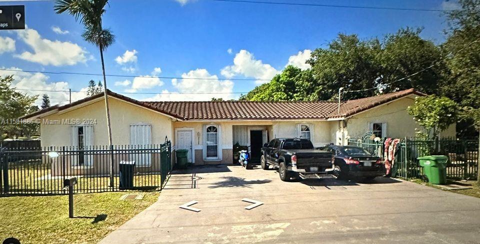 Primary Photo - 9740 NW 5th Ave