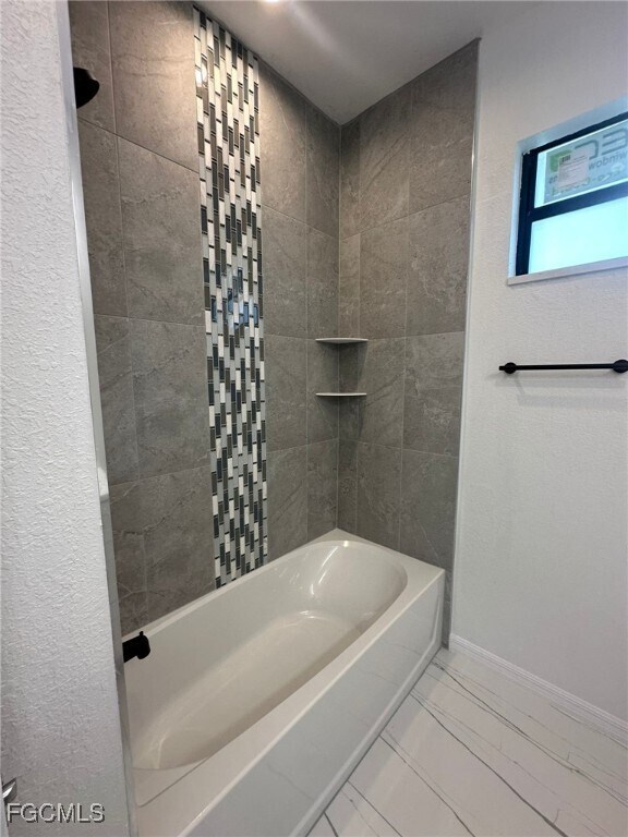 Foto principal - 1049 Citrus Ave S