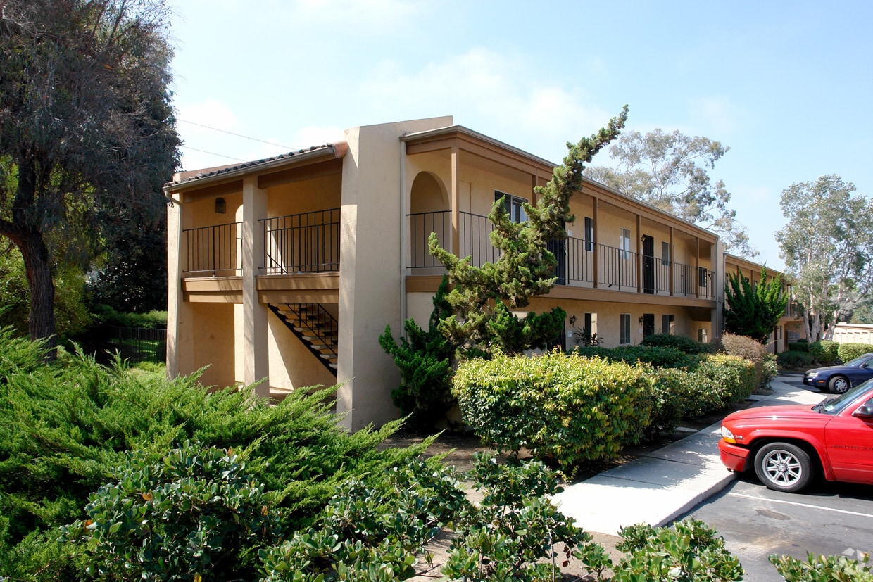 820 Encinitas Blvd, Encinitas, CA 92024 Apartments in Encinitas, CA