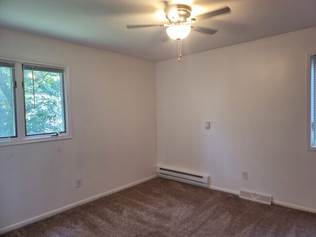 Building Photo - 6909 Nicollet Ave S