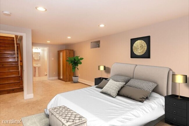 Building Photo - 3 br, 2 bath Condo - 9 Mark 1 Unit 1