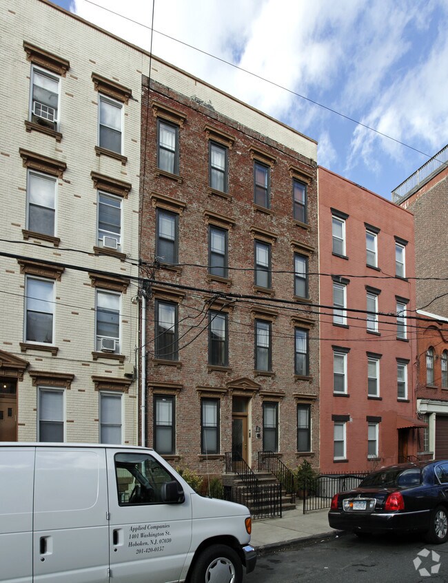 Foto del edificio - 206-208 Park Ave