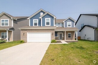 Building Photo - 7062 English Oak Dr