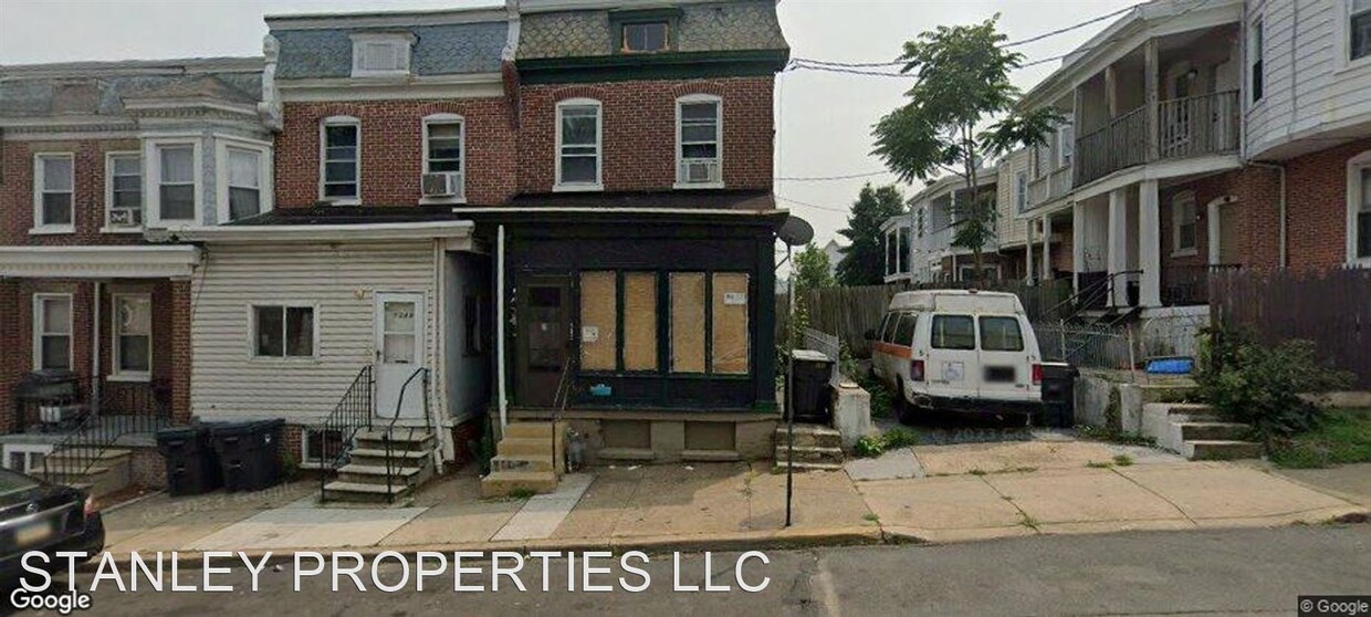 Foto principal - 3 br, 1 bath House - 1350 Lancaster Ave