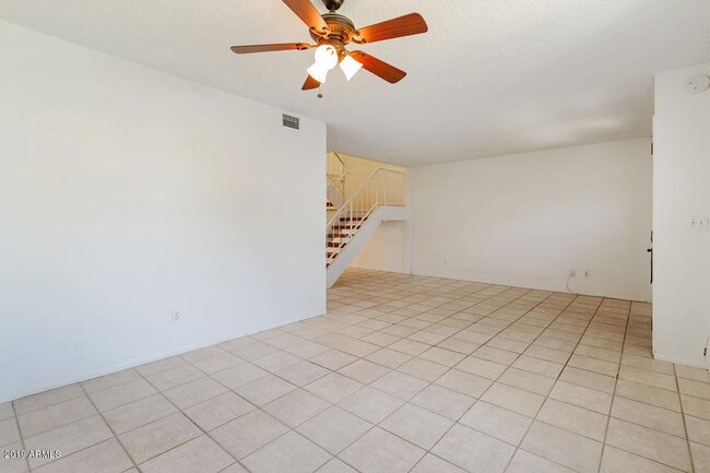 Foto del edificio - 4214 N Parkway Ave