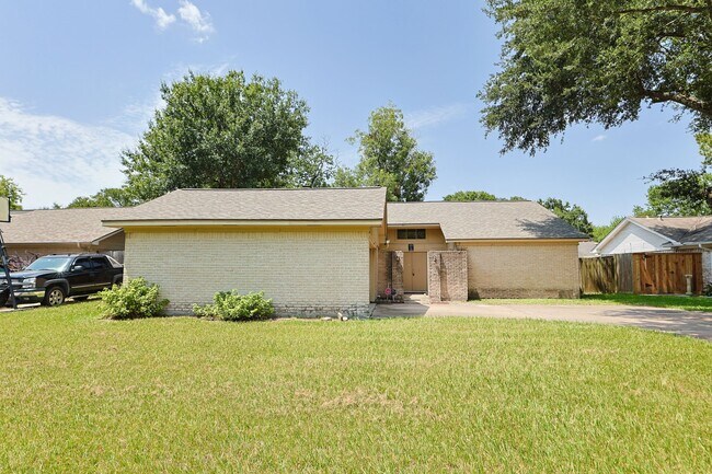 Foto del edificio - 22318 Fincastle Dr