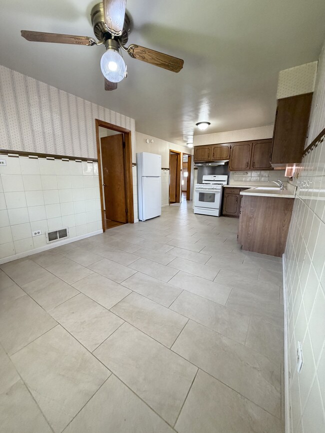 Foto del edificio - 6023 S Parkside Ave