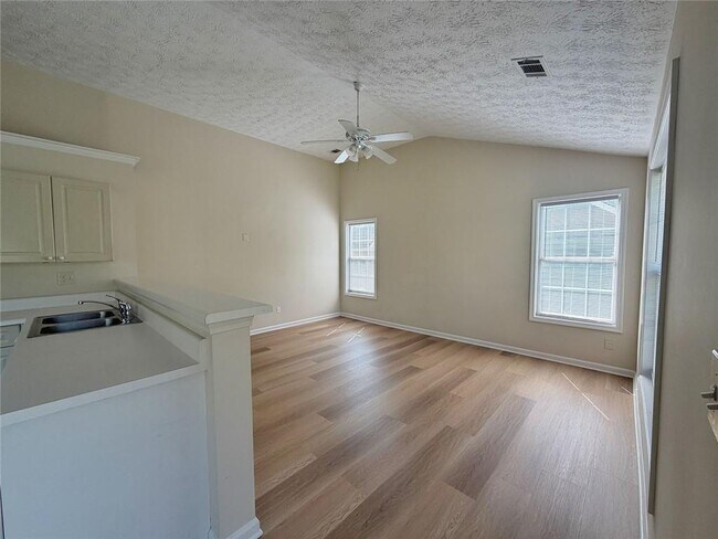 Foto del edificio - 902 Conners Cove NW