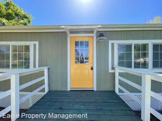 Building Photo - 3 br, 2 bath House - 8725 Dillard Rd