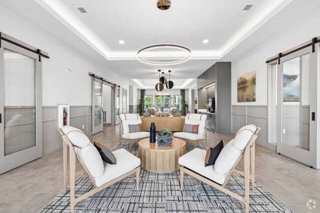 Lobby - Elmstead