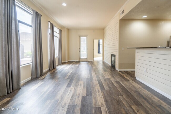 Foto del edificio - 11640 N Tatum Blvd