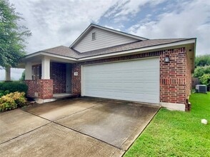 Building Photo - 15109 Fernhill Dr