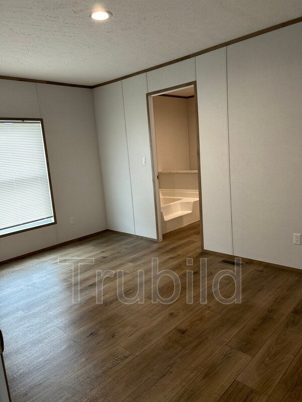Building Photo - 205a Sussex Dr