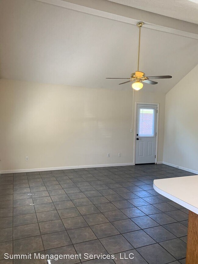 Building Photo - 3 br, 3 bath House - 213 Cotton Creek
