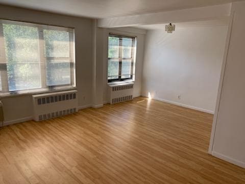 Primary Photo - 47 Davis Ave